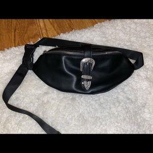 Cute belt bucket fanny pack